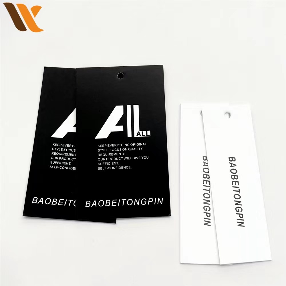 Customized Luxury Clothing Hang Paper Tags 2